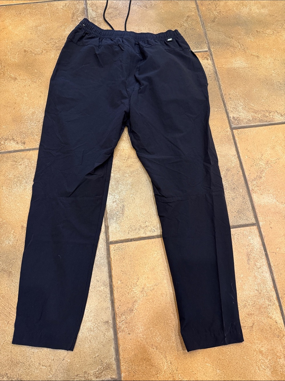 Nike Men's Black Performance Jogger Pants - Picture 2 of 3